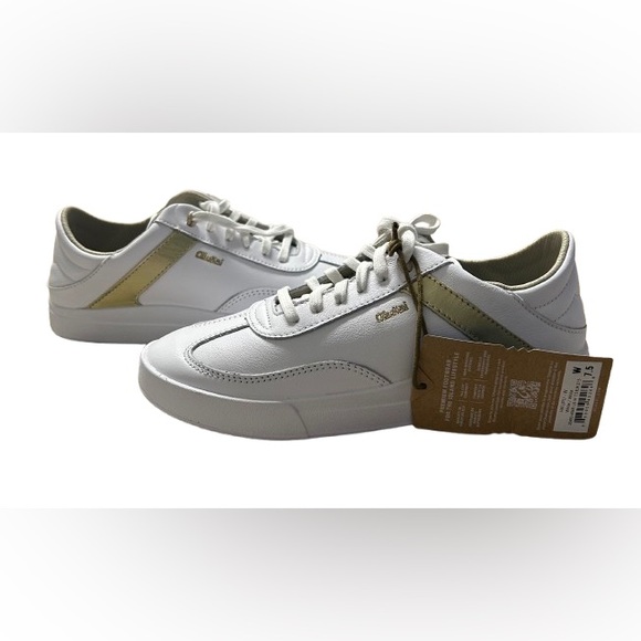 OluKai White and Gold leather sneakers women’s white and gold wide 7 1/2 - Picture 2 of 9